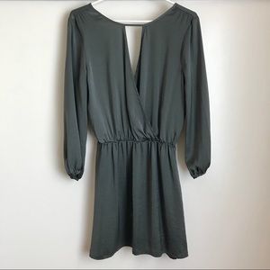 Olive green dress 🚫 SOLD 🚫